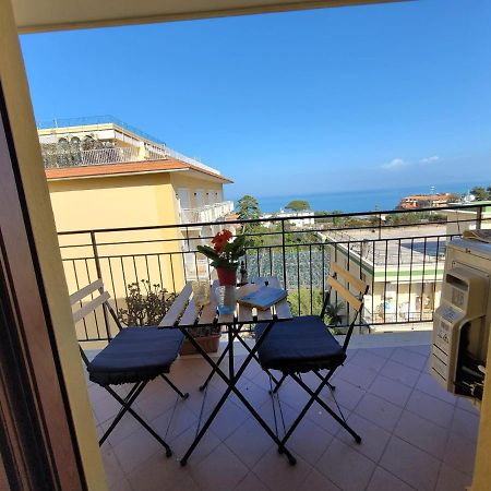 Sara Blu Apartment Sorrento Eksteriør bilde